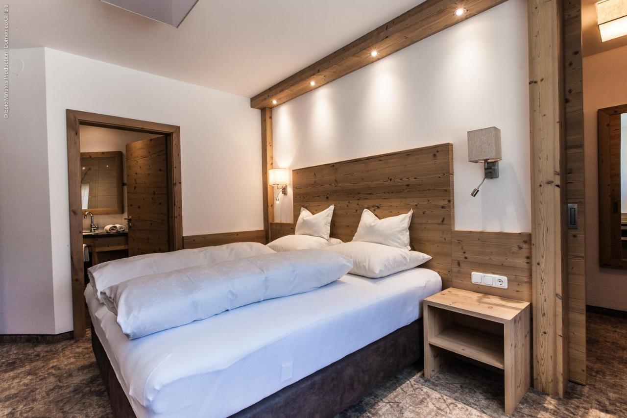 Schoenblick Appartements ทักซ์ ภายนอก รูปภาพ
