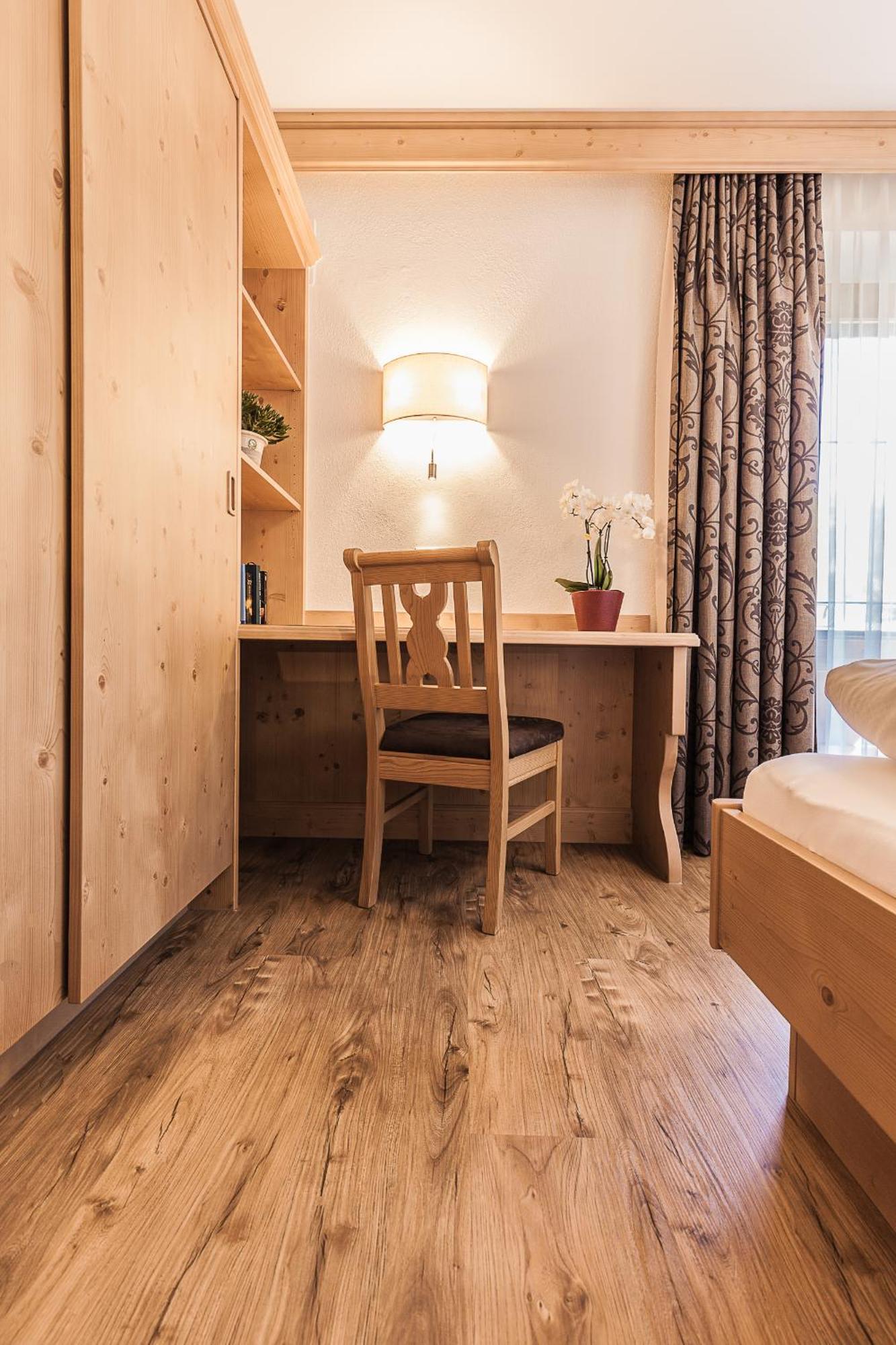 Schoenblick Appartements ทักซ์ ภายนอก รูปภาพ
