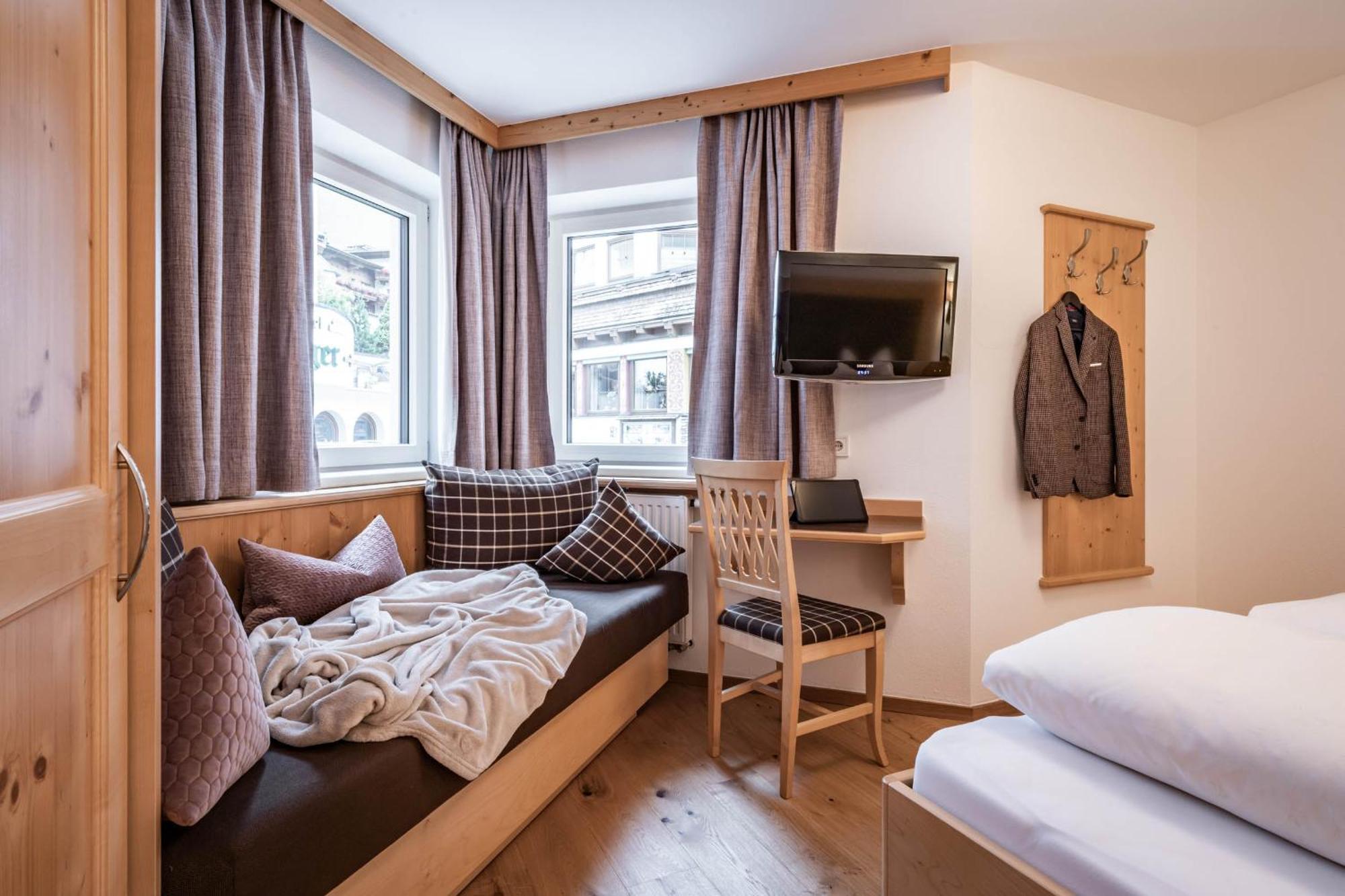 Schoenblick Appartements ทักซ์ ภายนอก รูปภาพ